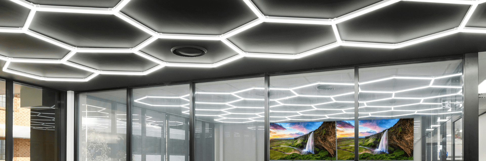 Iluminación LED Hexagonal: La Revolución de los Paneles Modulares y Creativos